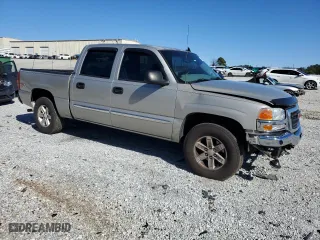 2006 GMC Sierra 1500 SLT with VIN 2GTEK13T861125725, listed as a Copart auction lot 45386465 with 296,448 mi miles and Salvage Title. Bid and sale history available at carsss.com. Image 4.