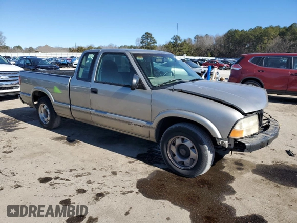 1999 GMC Sonoma SLS with VIN 1GTCS19X9X8508119, listed as a Copart auction lot 42138855 with 70,547 mi miles and Salvage Title. Bid and sale history available at carsss.com. Image 4.