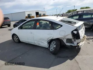 2004 Toyota Prius with VIN JTDKB20U340078473, listed as a Copart auction lot 52633955 with 146,932 mi miles and Salvage Title. Bid and sale history available at DreamBid. Image 2.