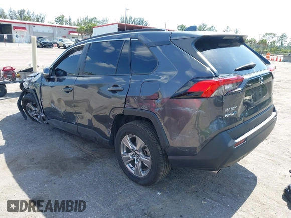 2022 Toyota RAV4 XLE with VIN 2T3W1RFV5NW202544, listed as a IAAI auction lot 42295293 with 60,759 mi miles and . Bid and sale history available at DreamBid. Image 3.