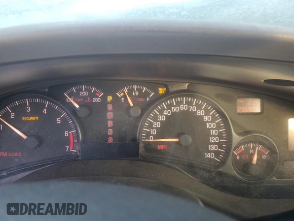 2002 Pontiac Bonneville SLE with VIN 1G2HY54K324178165, listed as a Copart auction lot 87634705 with 236,973 mi miles and Salvage title. Bid and sale history available at DreamBid. Image 9.