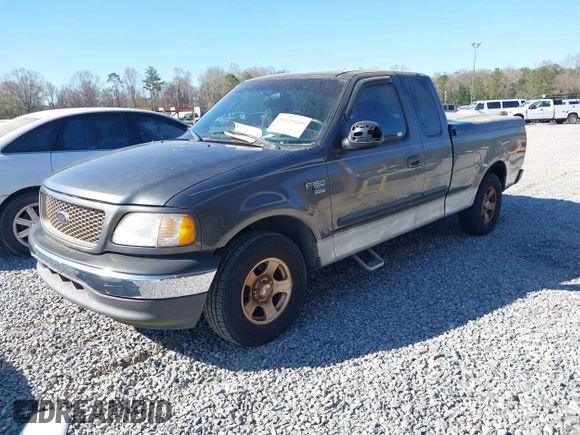 2002 Ford F-150 XL with VIN 1FTRX17W72NB13467, listed as a IAAI auction lot 41829169 with 1 mi miles. Bid and sale history available at carsss.com. Image 2.