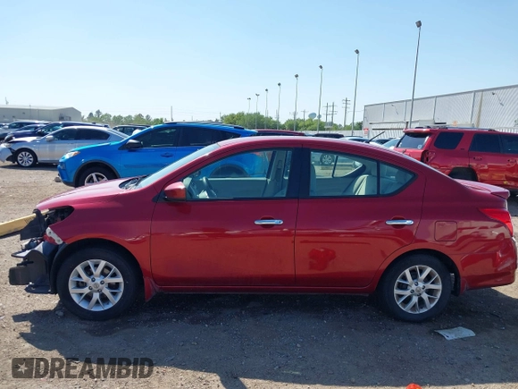 2015 Nissan Versa SV with VIN 3N1CN7AP7FL889199, listed as a IAAI auction lot 41968003 with 97,837 mi miles. Bid and sale history available at carsss.com. Image 15.