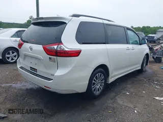 2020 Toyota Sienna XLE Auto Access Seat with VIN 5TDYZ3DC3LS048818, listed as a IAAI auction lot 42249209 with 34,812 mi miles and . Bid and sale history available at DreamBid. Image 4.