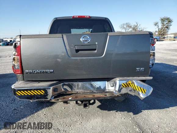 2006 Nissan Frontier SE z VIN 1N6AD07U96C414383, wystawiony jako Copart lot #42487195 z przebiegiem 116 557 mil mil oraz Szkoda całkowita • Salvage title. Historia ofert i sprzedaży dostępna na DreamBid. Obrazek 6.