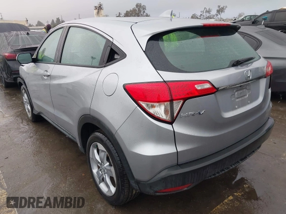 2021 Honda HR-V LX with VIN 3CZRU5H36MM710931, listed as a IAAI auction lot 41532831 with 46,760 mi miles. Bid and sale history available at carsss.com. Image 3.