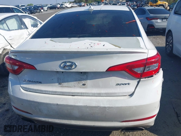 2015 Hyundai Sonata Limited with VIN 5NPE34AF2FH055617, listed as a IAAI auction lot 41977619 with 139,365 mi miles and . Bid and sale history available at carsss.com. Image 17.