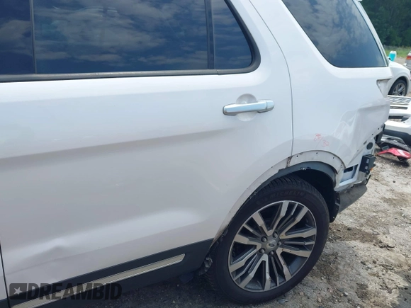 2017 Ford Explorer Platinum с VIN 1FM5K8HT6HGA45763, выставлен на аукционе IAAI как лот 42681207 с пробегом 152 091 миль миль и . История ставок и продаж доступна на DreamBid. Изображение 20.