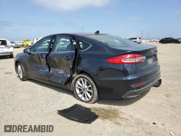 2020 Ford Fusion SE with VIN 3FA6P0LU2LR127623, listed as a Copart auction lot 55437075 with 92,450 mi miles and Salvage title. Bid and sale history available at DreamBid. Image 2.