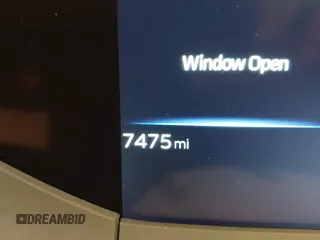 2024 Toyota Prius LE z VIN JTDADABU8R3013976, wystawiony jako IAAI lot #41621800 z przebiegiem 7475 mil mil oraz . Historia ofert i sprzedaży dostępna na DreamBid. Obrazek 7.