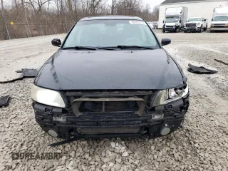 2005 Volvo S60 with VIN YV1RH592452479790, listed as a Copart auction lot 48453315 with 198,242 mi miles and Salvage Title. Bid and sale history available at carsss.com. Image 5.