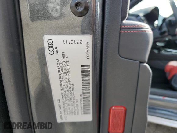 2023 Audi S4 Premium Plus z VIN WAUB4AF43PA081445, wystawiony jako Copart lot #50074204 z przebiegiem 9 237 mil mil oraz . Historia ofert i sprzedaży dostępna na DreamBid. Obrazek 12.