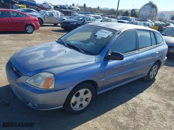 2004 Kia Rio with VIN KNADC165546190976, listed as a IAAI auction lot 41412051 with 186,378 mi miles. Bid and sale history available at carsss.com. Image 2.