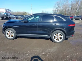 2018 Jaguar F-PACE 30t Premium with VIN SADCJ2GX3JA202274, listed as a IAAI auction lot 40171256 with 1 mi miles. Bid and sale history available at carsss.com. Image 14.