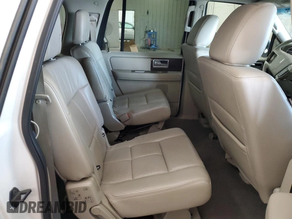 2010 Lincoln Navigator с VIN 5LMJJ3J58AEJ10157, выставлен на аукционе Copart как лот 54834525 с пробегом 181 146 миль миль и Списание • Salvage title. История ставок и продаж доступна на DreamBid. Изображение 11.