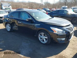 2014 Nissan Altima SV with VIN 1N4AL3AP8EC415930, listed as a IAAI auction lot 41640887 with 269,232 mi miles and . Bid and sale history available at DreamBid. Image 1.