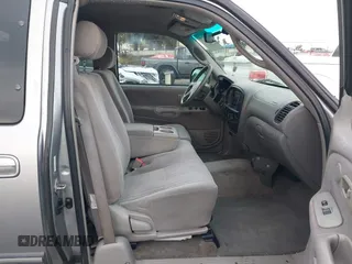 2001 Toyota Tundra SR5 with VIN 5TBRT341X1S204718, listed as a IAAI auction lot 41760173 with 233,734 mi miles and . Bid and sale history available at DreamBid. Image 5.
