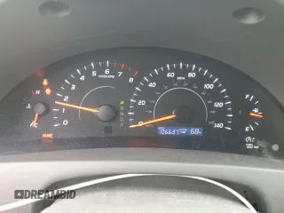 2010 Toyota Camry z VIN 4T1BF3EK8AU037547, wystawiony jako Copart lot #59762365 z przebiegiem 106 637 mil mil oraz Szkoda całkowita • Salvage title. Historia ofert i sprzedaży dostępna na DreamBid. Obrazek 9.