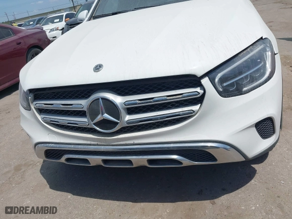 2021 Mercedes-Benz GLC with VIN W1N0G8DB5MV264998, listed as a IAAI auction lot 42070622 with 14,000 mi miles. Bid and sale history available at carsss.com. Image 13.