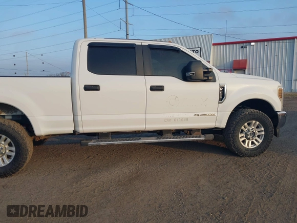 2018 Ford Super Duty F-250 SRW XL with VIN 1FT7W2BT9JEB87422, listed as a IAAI auction lot 41367216 with 162,239 mi miles. Bid and sale history available at carsss.com. Image 13.
