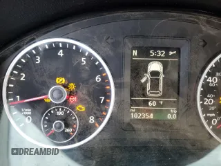 2015 Volkswagen Tiguan S z VIN WVGBV7AX7FW569427, wystawiony jako Copart lot #42190605 z przebiegiem 102 354 mil mil oraz Szkoda całkowita • Salvage title. Historia ofert i sprzedaży dostępna na DreamBid. Obrazek 9.
