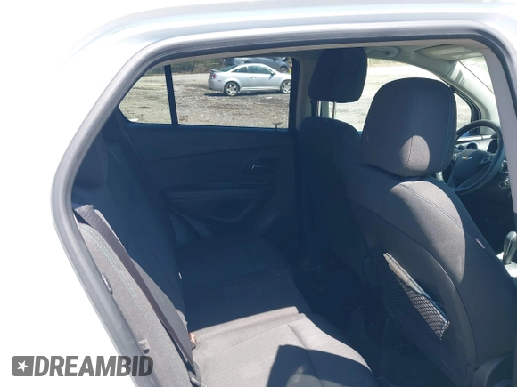 2015 Chevrolet Trax LT with VIN KL7CJLSBXFB238782, listed as a IAAI auction lot 41981340 with 148,742 mi miles. Bid and sale history available at carsss.com. Image 8.