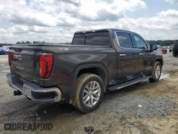 2022 GMC Sierra 1500 with VIN NCS107081, listed as a Copart auction lot 61131224 with 55,588 mi miles and Salvage Title. Bid and sale history available at DreamBid. Image 3.