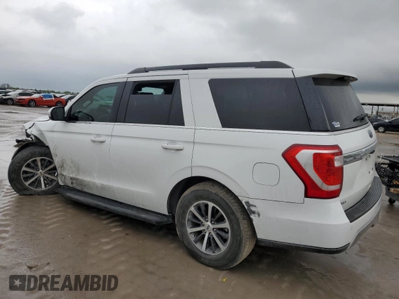 2019 Ford Expedition XLT with VIN 1FMJU1HTXKEA39774, listed as a Copart auction lot 51450225 with 98,790 mi miles and Salvage Title. Bid and sale history available at carsss.com. Image 2.