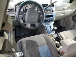 2007 Dodge Caliber SXT z VIN 1B3HB48B07D263913, wystawiony jako Copart lot #55382435 z przebiegiem Nie podano mil oraz Czysty tytuł • Clean title. Historia ofert i sprzedaży dostępna na DreamBid. Obrazek 8.