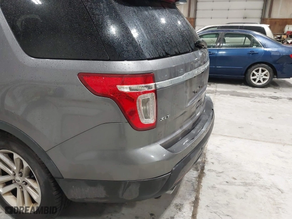 2014 Ford Explorer XLT with VIN 1FM5K8D80EGA10763, listed as a IAAI auction lot 41817947 with 178,536 mi miles. Bid and sale history available at carsss.com. Image 19.
