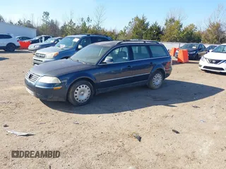 2004 Volkswagen Passat GL z VIN WVWND63B14E340616, wystawiony jako IAAI lot #41435210 z przebiegiem 175 452 mil mil oraz . Historia ofert i sprzedaży dostępna na DreamBid. Obrazek 2.