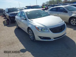 2014 Buick Regal Premium I with VIN 2G4GN5EX0E9270616, listed as a IAAI auction lot 42042923 with 197,044 mi miles. Bid and sale history available at carsss.com. Image 1.
