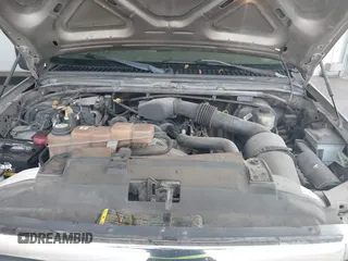 2004 Ford F-250 XL z VIN 1FTNW20L34EC72478, wystawiony jako IAAI lot #41435891 z przebiegiem 136 275 mil mil oraz . Historia ofert i sprzedaży dostępna na DreamBid. Obrazek 10.