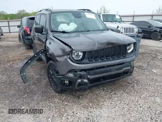 2018 Jeep Renegade Sport z VIN ZACCJBABXJPH38065, wystawiony jako IAAI lot #42092988 z przebiegiem 76 203 mil mil oraz . Historia ofert i sprzedaży dostępna na DreamBid. Obrazek 1.