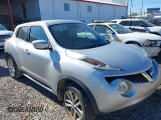 2016 Nissan Juke S with VIN JN8AF5MR1GT605294, listed as a IAAI auction lot 41402105 with 106,366 mi miles. Bid and sale history available at carsss.com. Image 1.