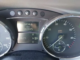 2006 Mercedes-Benz R 5.0L with VIN 4JGCB75E06A008649, listed as a IAAI auction lot 42293588 with 142,895 mi miles and . Bid and sale history available at DreamBid. Image 7.