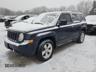 2012 Jeep Patriot Sport with VIN 1C4NJRBB0CD621628, listed as a Copart auction lot 44194185 with 189,056 mi miles and Clean Title. Bid and sale history available at carsss.com. Image 1.