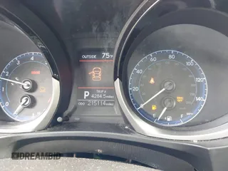 2015 Toyota Corolla L с VIN 5YFBURHEXFP330955, выставлен на аукционе IAAI как лот 42063316 с пробегом 215 114 миль миль и . История ставок и продаж доступна на DreamBid. Изображение 7.