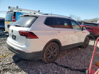 2023 Volkswagen Tiguan SE with VIN 3VVNB7AX8PM085800, listed as a Copart auction lot 46514665 with 26,481 mi miles and Salvage Title. Bid and sale history available at carsss.com. Image 3.
