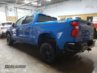 2022 Chevrolet Silverado 1500 Custom Trail Boss with VIN 3GCPDCED1NG581334, listed as a Copart auction lot 43430205 with 36,650 mi miles and Non Repairable. Bid and sale history available at DreamBid. Image 2.
