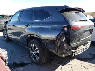 2023 Toyota Highlander L with VIN 5TDKDRBH5PS005383, listed as a Copart auction lot 44438255 with 17,149 mi miles and Salvage title. Bid and sale history available at DreamBid. Image 2.