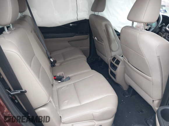 2019 Honda Pilot EX-L with VIN 5FNYF5H59KB026597, listed as a IAAI auction lot 41574993 with 67,750 mi miles. Bid and sale history available at carsss.com. Image 8.