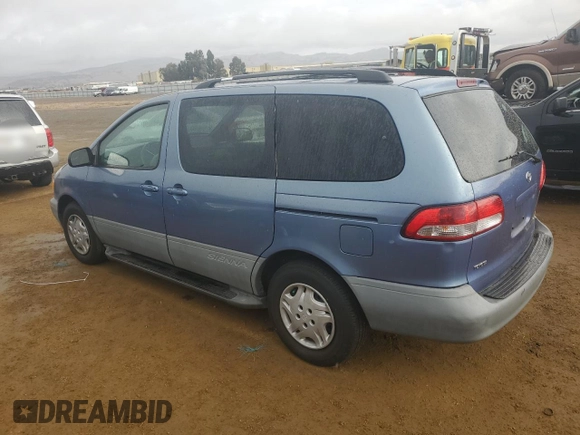 2002 Toyota Sienna LE with VIN 4T3ZF13C82U502111, listed as a Copart auction lot 80394434 with 134,058 mi miles and Clean Title. Bid and sale history available at carsss.com. Image 2.