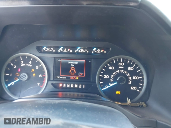 2016 Ford F-150 XLT with VIN 1FTEW1EG1GKF81314, listed as a IAAI auction lot 40508372 with 179,040 mi miles. Bid and sale history available at carsss.com. Image 7.