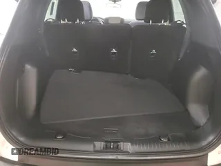 2020 Ford Escape SE z VIN 1FMCU9G66LUB14805, wystawiony jako IAAI lot #42388285 z przebiegiem 50 819 mil mil oraz . Historia ofert i sprzedaży dostępna na DreamBid. Obrazek 26.