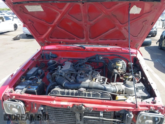 1990 Toyota Pickup DX z VIN JT4RN01P7L7019709, wystawiony jako IAAI lot #42448995 z przebiegiem 144 469 mil mil oraz . Historia ofert i sprzedaży dostępna na DreamBid. Obrazek 10.