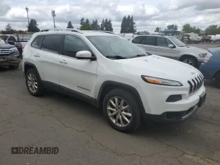 2015 Jeep Cherokee Limited with VIN 1C4PJMDS3FW556453, listed as a Copart auction lot 54539175 with 105,156 mi miles and Clean Title. Bid and sale history available at carsss.com. Image 4.
