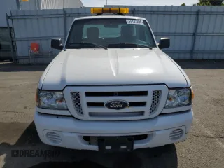 2011 Ford Ranger XL z VIN 1FTKR1AD0BPA64197, wystawiony jako Copart lot #55133295 z przebiegiem 138 617 mil mil oraz Czysty tytuł • Clean title. Historia ofert i sprzedaży dostępna na DreamBid. Obrazek 5.