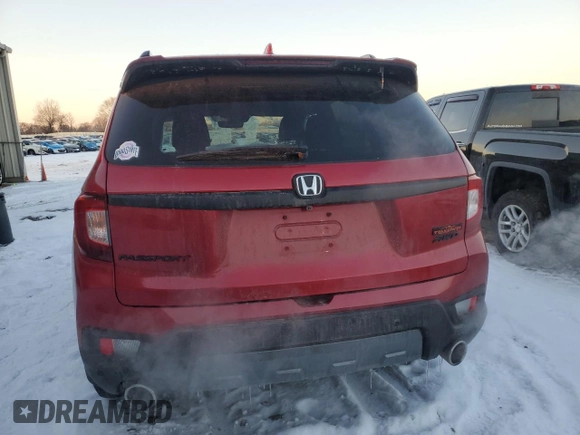 2022 Honda Passport TrailSport z VIN 5FNYF8H66NB007634, wystawiony jako Copart lot #88159235 z przebiegiem 31 590 mil mil oraz Szkoda całkowita • Salvage title. Historia ofert i sprzedaży dostępna na DreamBid. Obrazek 6.