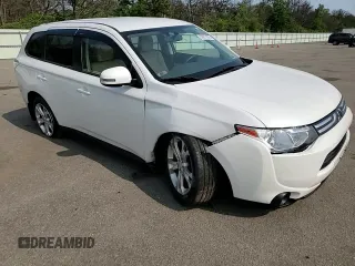 2014 Mitsubishi Outlander SE z VIN JA4AZ3A39EZ016327, wystawiony jako Copart lot #59977075 z przebiegiem 77 214 mil mil oraz Szkoda całkowita • Salvage title. Historia ofert i sprzedaży dostępna na DreamBid. Obrazek 14.